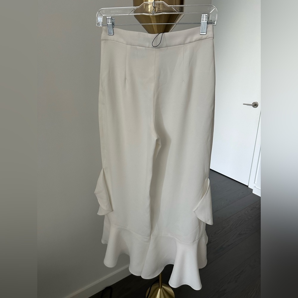 Zara - Brand New - White Flare and Frilled Pants - XS